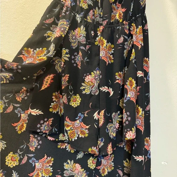 Black Floral Off-Shoulder Mini Dress - Picture 6 of 10